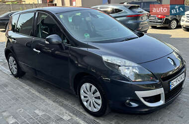 Мінівен Renault Scenic 2011 в 