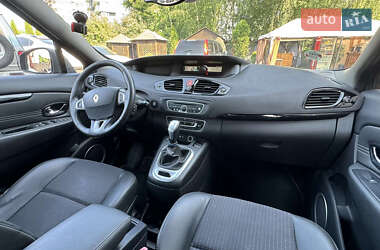 Мінівен Renault Scenic 2011 в 