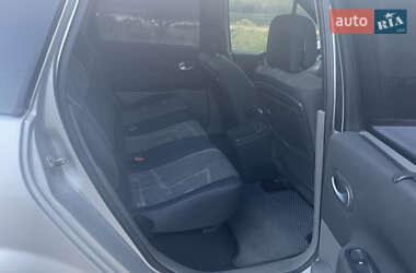 Минивэн Renault Scenic 2005 в 