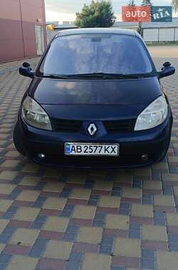 Минивэн Renault Scenic 2003 в 