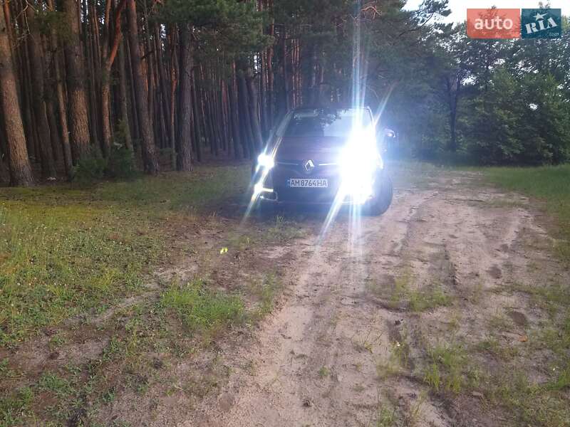 Минивэн Renault Scenic 2013 в Коростене