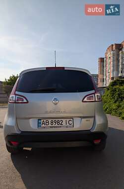 Минивэн Renault Scenic 2010 в 