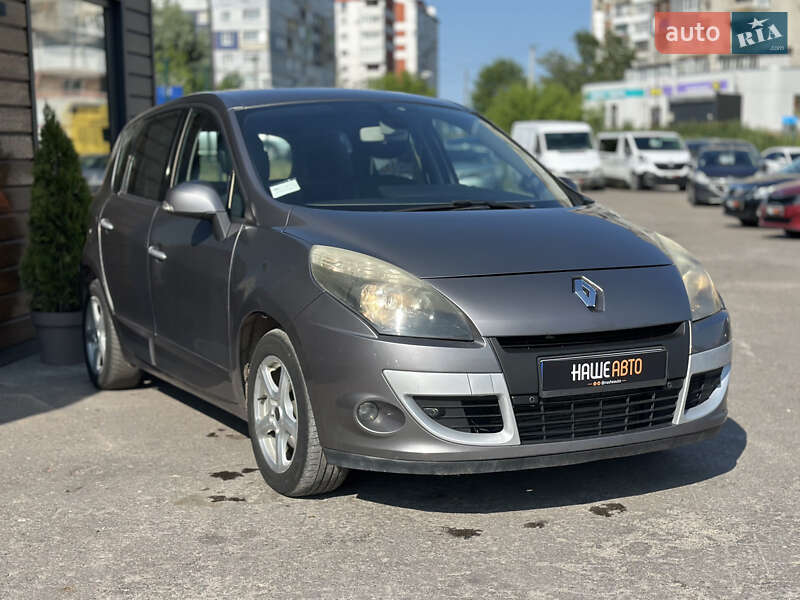 Минивэн Renault Scenic 2011 в Шептицькому