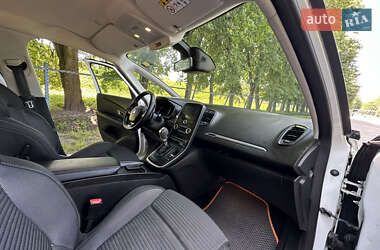 Минивэн Renault Scenic 2017 в 