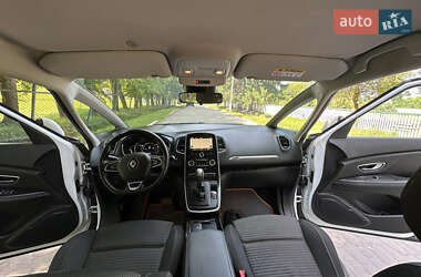 Минивэн Renault Scenic 2017 в 