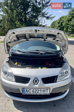 Минивэн Renault Scenic 2006 в 