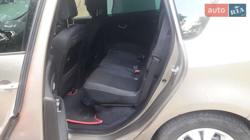 Мінівен Renault Scenic 2009 в Глухові