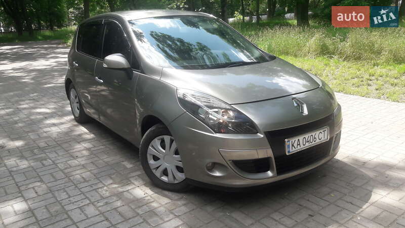 Мінівен Renault Scenic 2009 в Глухові