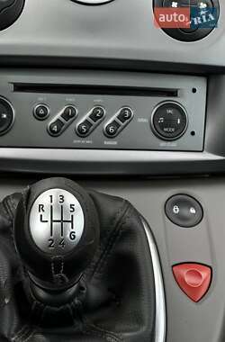 Минивэн Renault Scenic 2008 в 