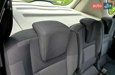 Минивэн Renault Scenic 2013 в 