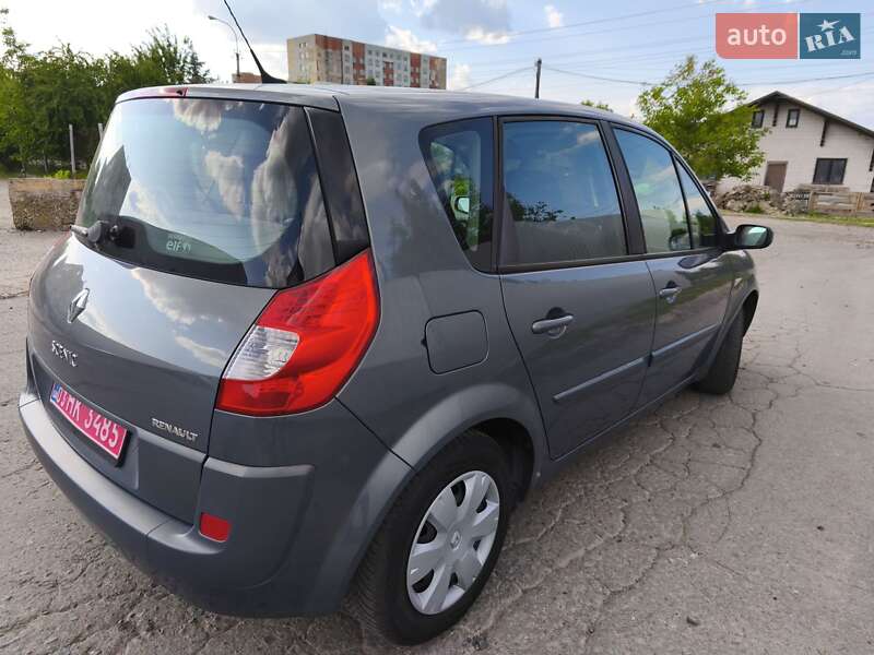 Минивэн Renault Scenic 2007 в Ровно
