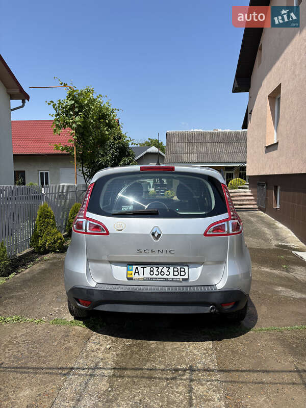 Мінівен Renault Scenic 2011 в Івано-Франківську фото 3 Мінівен Renault Scenic 2011 в Івано-Франківську