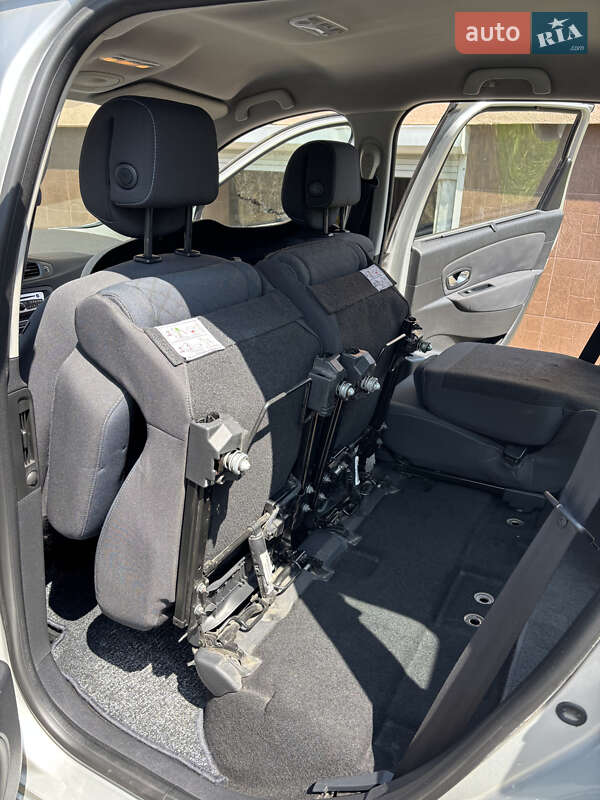 Мінівен Renault Scenic 2011 в Івано-Франківську фото 26 Мінівен Renault Scenic 2011 в Івано-Франківську