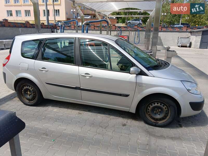 Минивэн Renault Scenic 2007 в Ровно