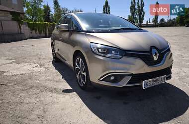 Минивэн Renault Scenic 2019 в 