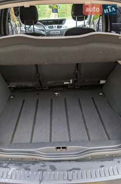 Минивэн Renault Scenic 2010 в 