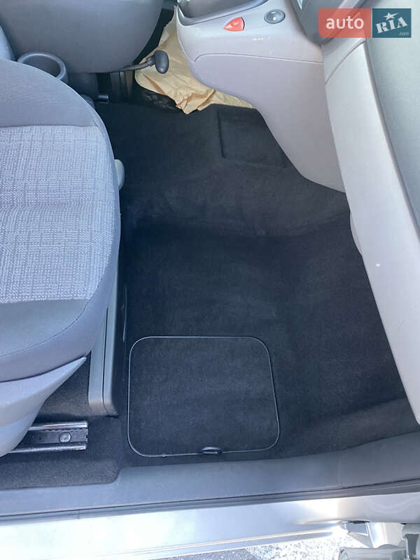 Минивэн Renault Scenic 2008 в Виннице