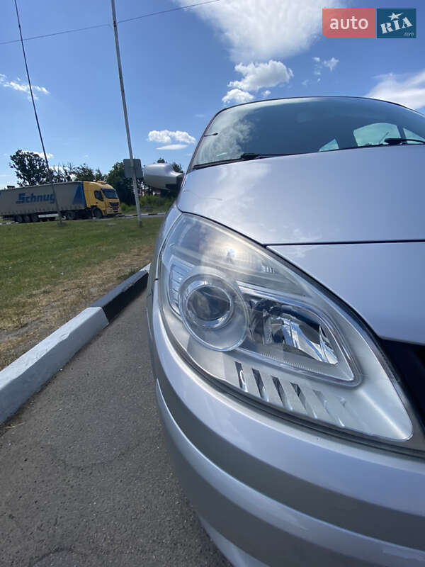 Минивэн Renault Scenic 2008 в Виннице