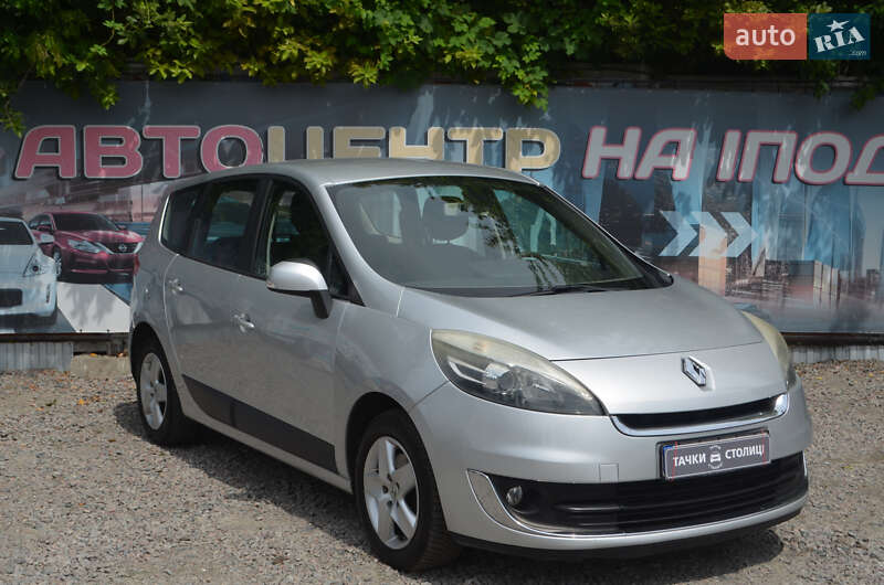 Мінівен Renault Scenic 2012 в Києві