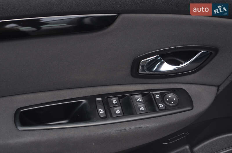 Мінівен Renault Scenic 2012 в Києві