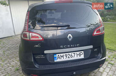 Минивэн Renault Scenic 2010 в 