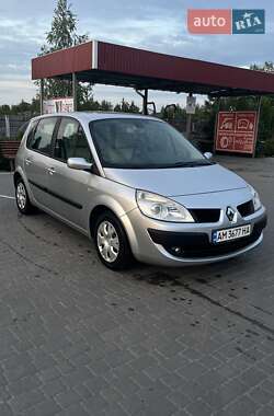Минивэн Renault Scenic 2007 в Олевске