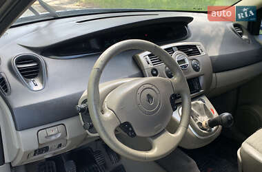 Минивэн Renault Scenic 2004 в 