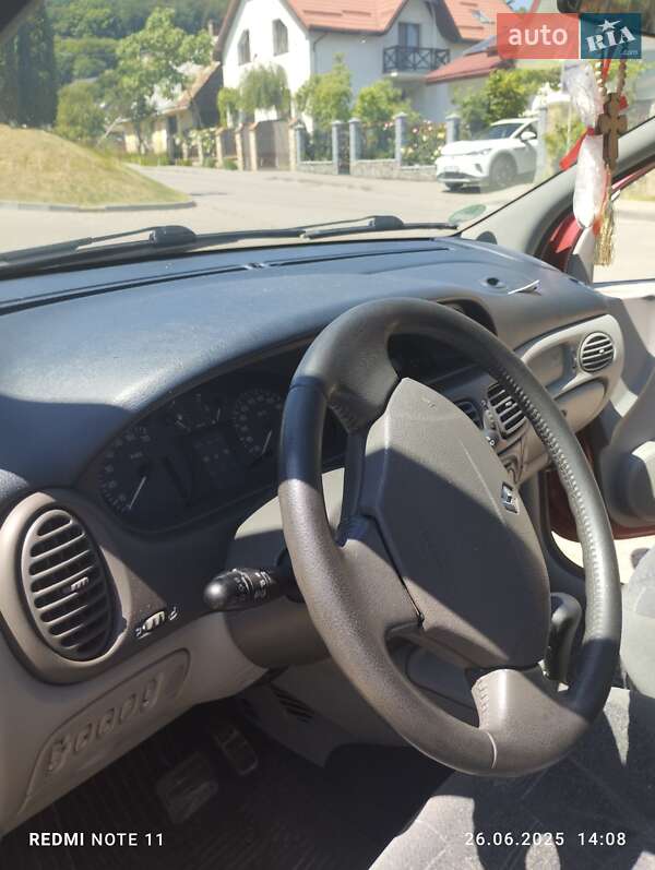 Минивэн Renault Scenic 2000 в Львове