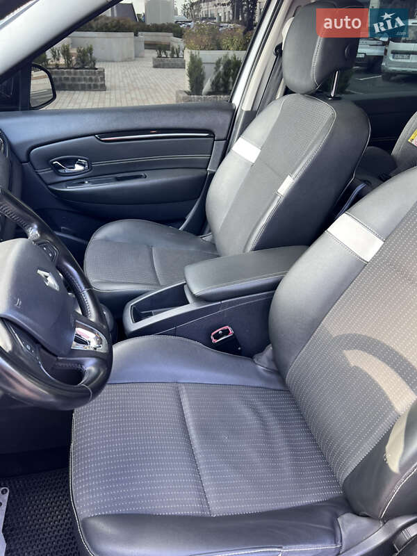 Мінівен Renault Scenic 2013 в Умані