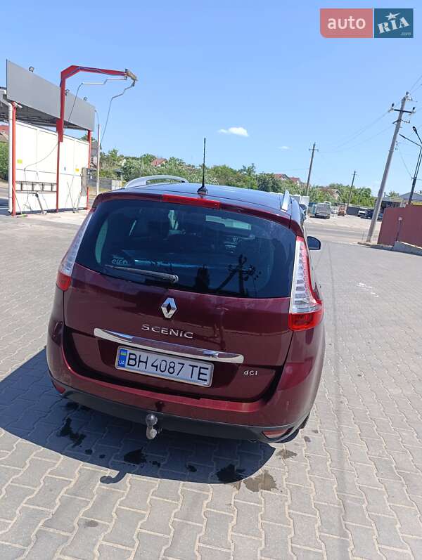 Минивэн Renault Scenic 2013 в Одессе