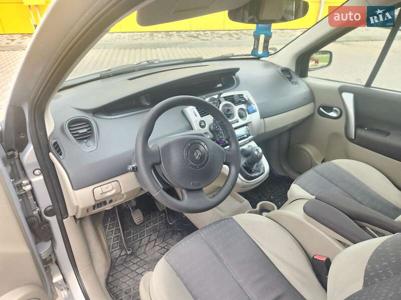 Минивэн Renault Scenic 2005 в Полтаве