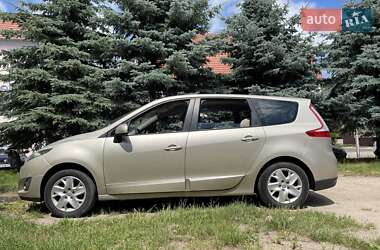 Минивэн Renault Scenic 2011 в Каменке