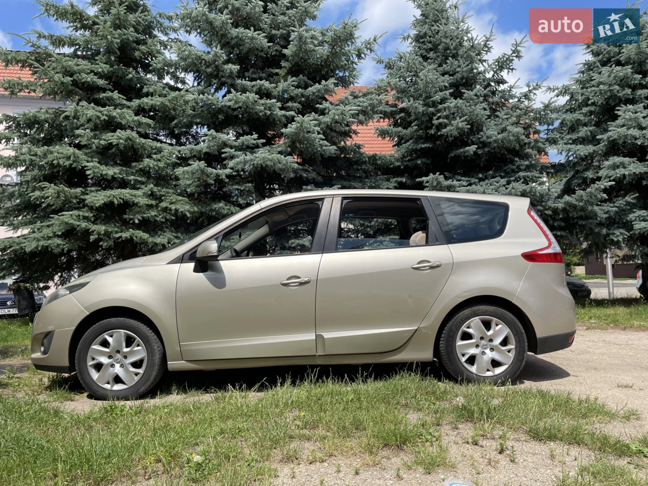 2010 Renault Scenic - мініатюра 17