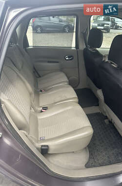 Минивэн Renault Scenic 2006 в 
