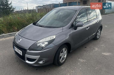 Мінівен Renault Scenic 2010 в Рівному