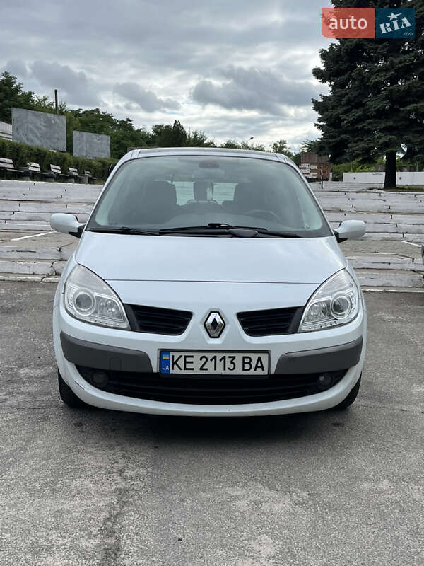 Минивэн Renault Scenic 2008 в Каменском
