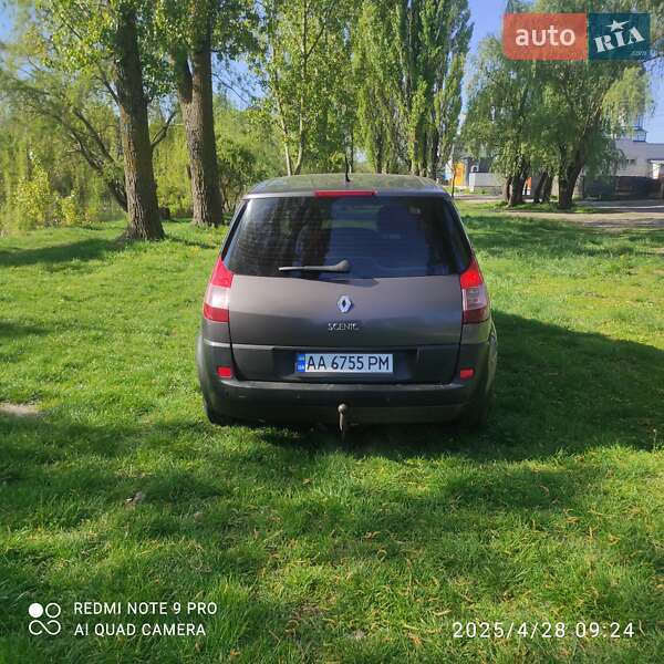 Минивэн Renault Scenic 2005 в Киеве