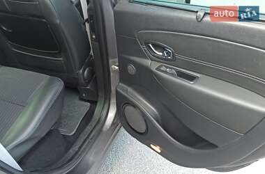 Минивэн Renault Scenic 2013 в 
