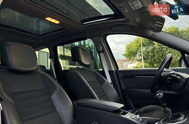 Минивэн Renault Scenic 2014 в 