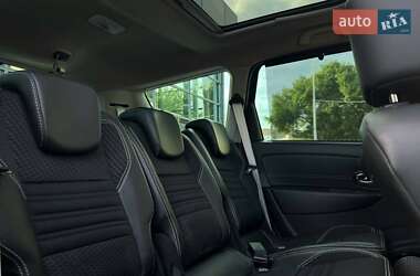 Минивэн Renault Scenic 2014 в 