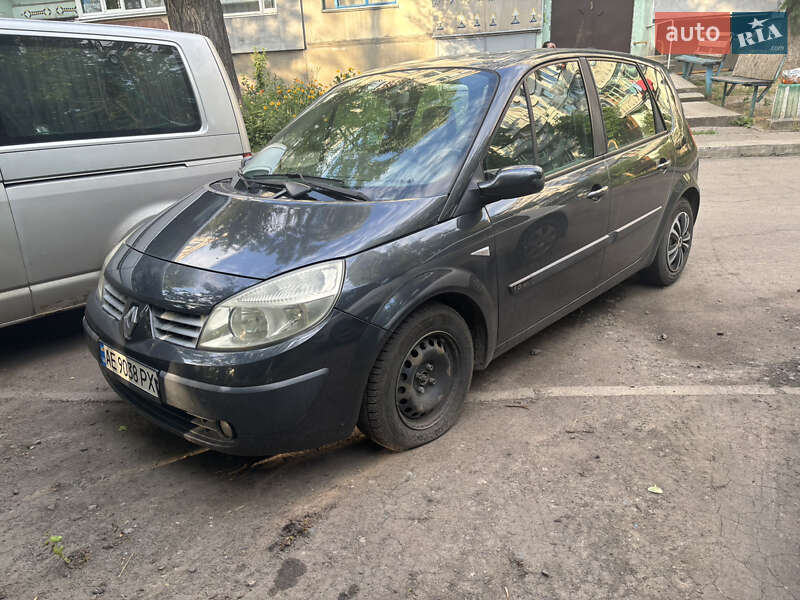Минивэн Renault Scenic 2005 в 