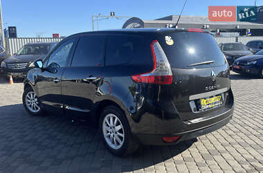 Минивэн Renault Scenic 2010 в 