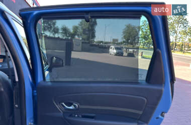 Мінівен Renault Scenic 2014 в 