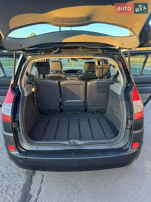 Минивэн Renault Scenic 2007 в Ровно