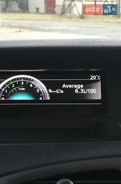 Минивэн Renault Scenic 2012 в 