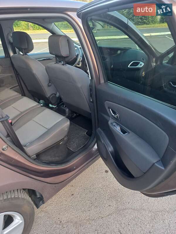 Минивэн Renault Scenic 2012 в Радивилове