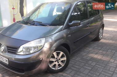 Минивэн Renault Scenic 2004 в Глухове