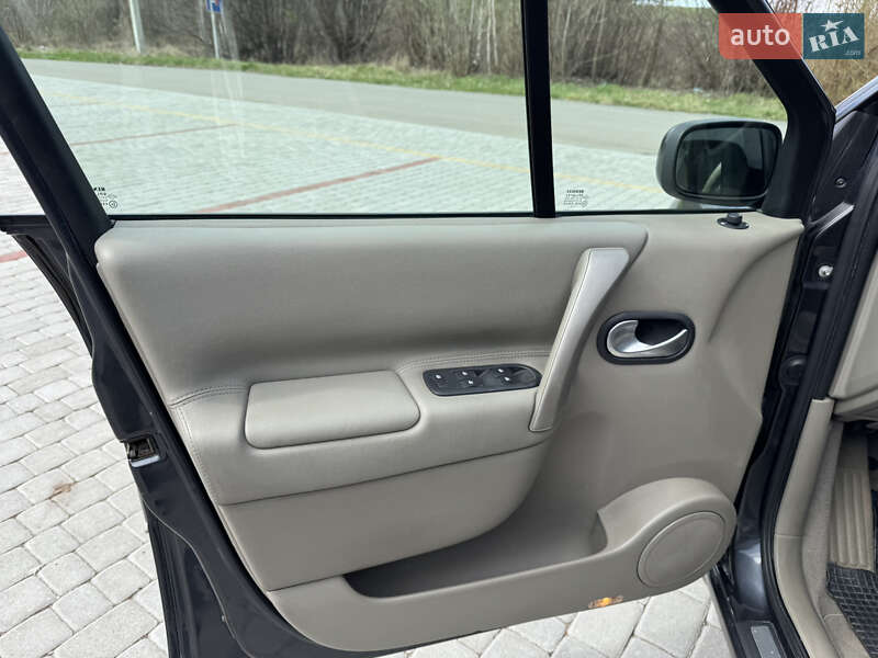 Минивэн Renault Scenic 2005 в Староконстантинове фото 7 Минивэн Renault Scenic 2005 в Староконстантинове