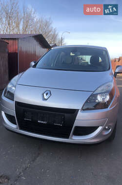 Минивэн Renault Scenic 2010 в Луцке