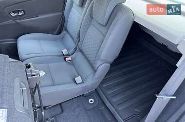 Минивэн Renault Scenic 2010 в 